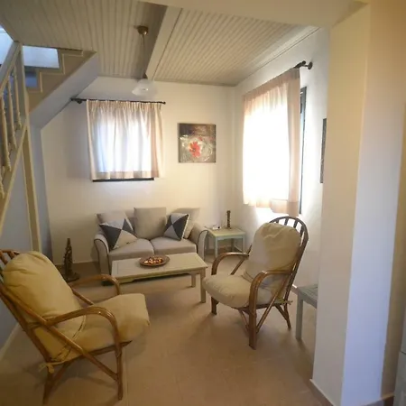 Harvest Moon Aparthotel Lixouri