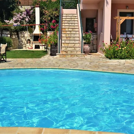 Апарт-отель Harvest Moon 4*